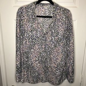 Splendid Button Up Shirt